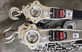 零食加工廠不銹鋼手拉葫蘆叉車搬運原料